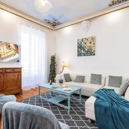 Risso - Comfortable 3 Bedrooms With Balcony *