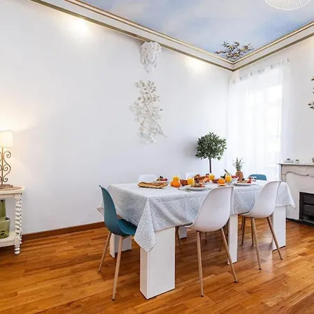 Risso - Comfortable 3 Bedrooms With Balcony * Nice